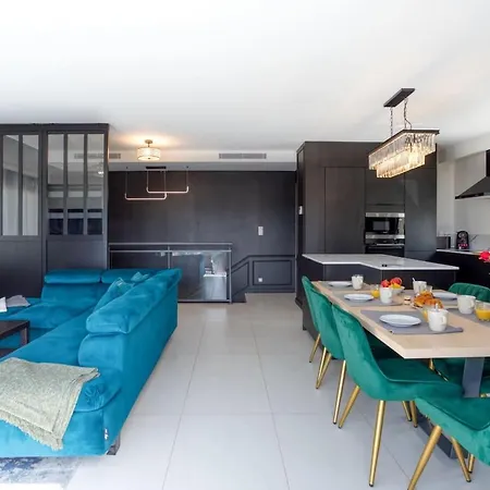 Modern Super-cannes Heated Pool, Parking, Clim, 7 Min To Cannes *