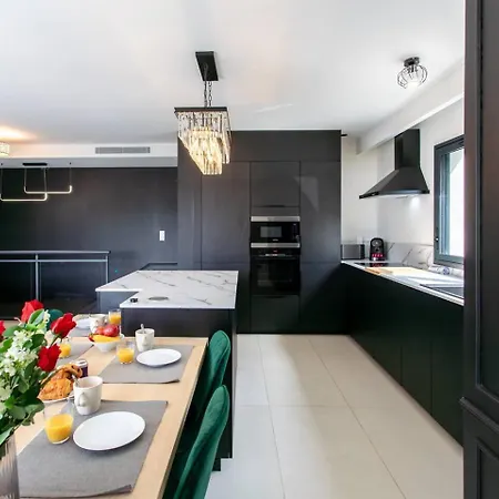 Villa Modern Super-cannes Heated Pool, Parking, Clim, 7 Min To Cannes Vallauris